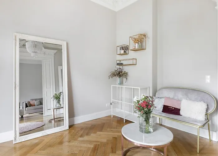 Luxus-Altbau Rothenbaum, 135Qm Heritage Design-Apartment Hamburg
