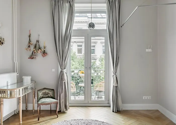 Apartament Luxus-Altbau Rothenbaum, 135Qm Heritage Design-Apartment Hamburg