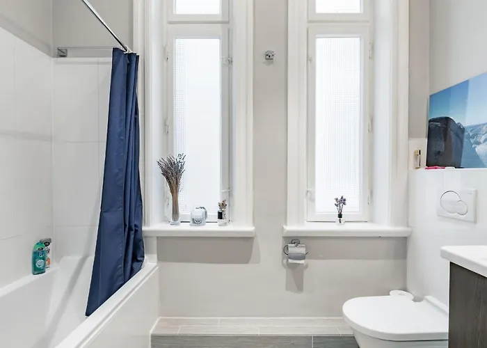 Luxus-Altbau Rothenbaum, 135Qm Heritage Design-Apartment Hamburg